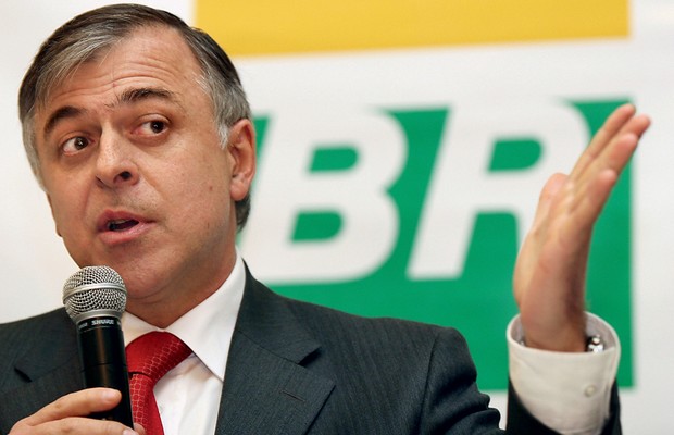* PF vai gastar R$ 300 mil para pastorar ex-diretor da Petrobras.