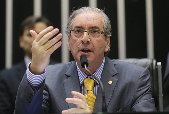 * Sistema eleitoral atual está falido, diz Eduardo Cunha.