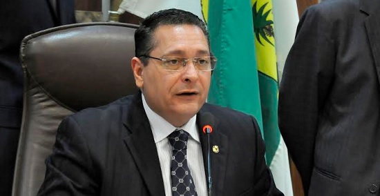 * Nossa: Deputado Ezequiel Ferreira de Souza é reeleito para presidir Assembleia Legislativa.