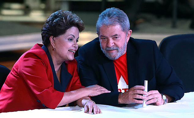 * Dilma participa da comemoração dos 70 anos de Lula em SP.
