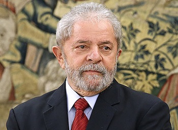 * Planalto já avalia como remota chance de Lula se tornar ministro.