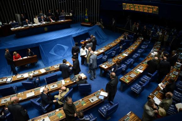 * Impeachment de Dilma ainda precisa passar pelo Senado; saiba como vai funcionar.