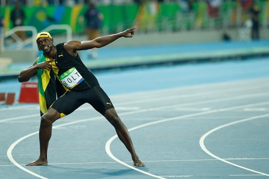 * Usain Bolt faz história com tricampeonato nos 100 metros rasos.
