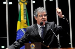 SENADOR PETISTA 1200