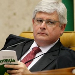 * Janot quer ouvir Dirceu, Delcídio e Sílvio Pereira sobre corrupção em Furnas.