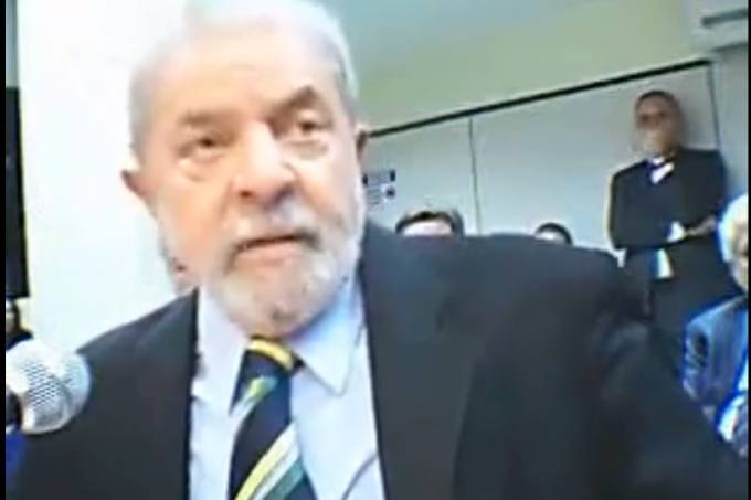 * Lula diz não acreditar que será preso na Lava Jato.