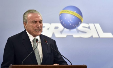 * Temer vê “exageros” nas manifestações e diz que o Brasil não vai parar.