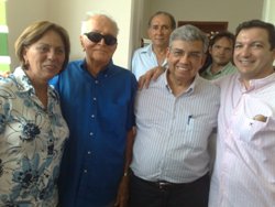 gari-rosalba-pacifico-e-seu-mane.jpg