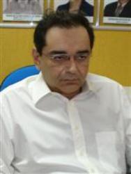 alvaro-dias-acabrunhado