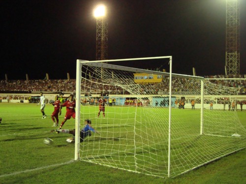 segundo gol à campeão! Corintians vence primeiro turno do Estadual 2010