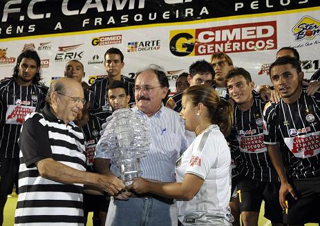 ibere trofeu abc Governador Iberê entrega troféu de campeão estadual ao ABC