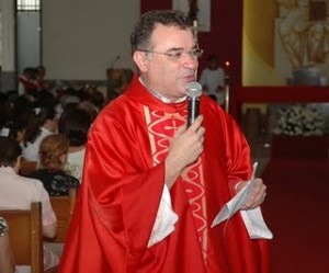 padre nunes à um Padre o novo secretário de educação do Estado indicado por João Maia