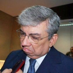gari bicudo nova Garibaldi não é intocável. Pode ser vaiado sim! E da�