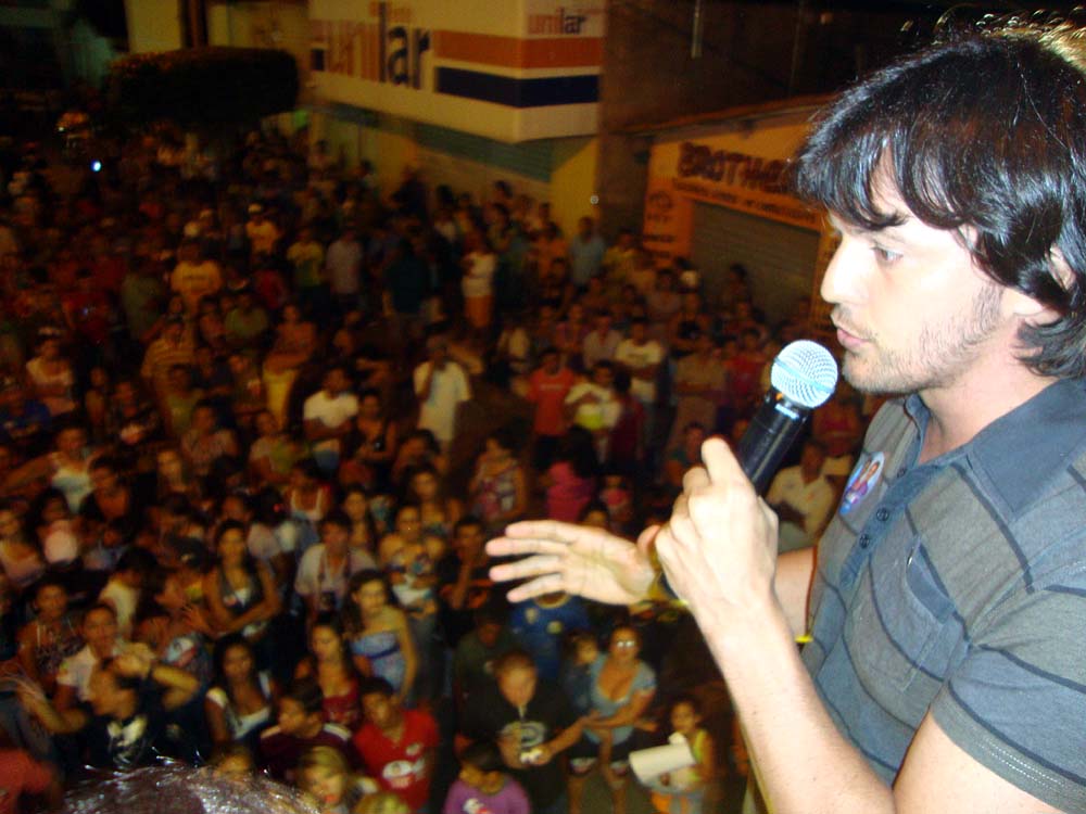 fabio montanhas Fábio Faria é recebido com arrastão e mobilizações no Agreste