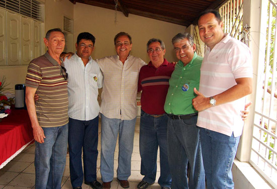 prefeito ouro e aliados Prefeito de Ouro Branco vota em Garibaldi e Agripino. Menos em Rosalba
