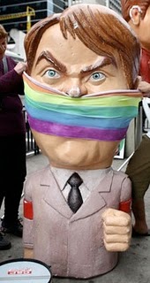 Bolsonaro de calcinha. rsrsrsrs....