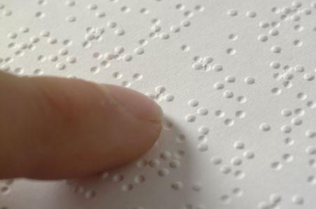 braille Câmara aprova obrigatoriedade do ensino de Libras e Braile