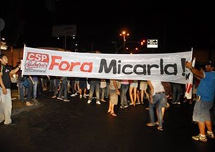 fora-micarla Liminar garante permanência de manifestante do