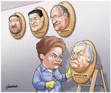 Ainda falta muita gente, viu Dilma? rsrsrsrs...