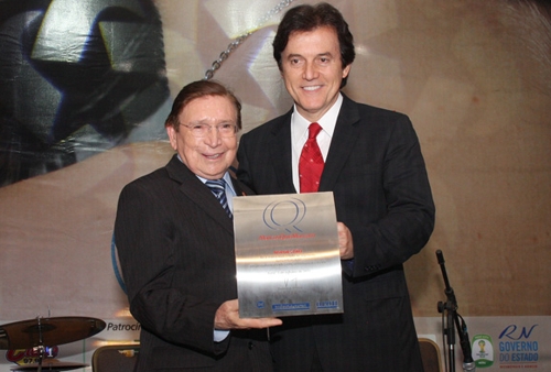robinson marcas Vice-governador prestigia entrega do prêmio Marcas que Marcam