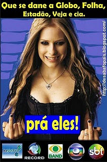 Deu no Blog de Dilma Rousseff: dedos pra eles!
