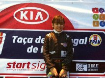 Victor Uchôa conquista primeiro título internacional em Portugal
