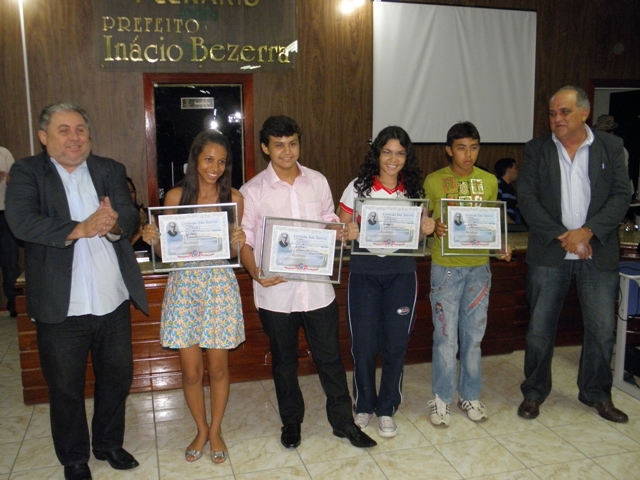 OLYMPUS DIGITAL CAMERA Câmara de Caicó entregou premiação do concurso de redação sobre José Américo de Almeida
