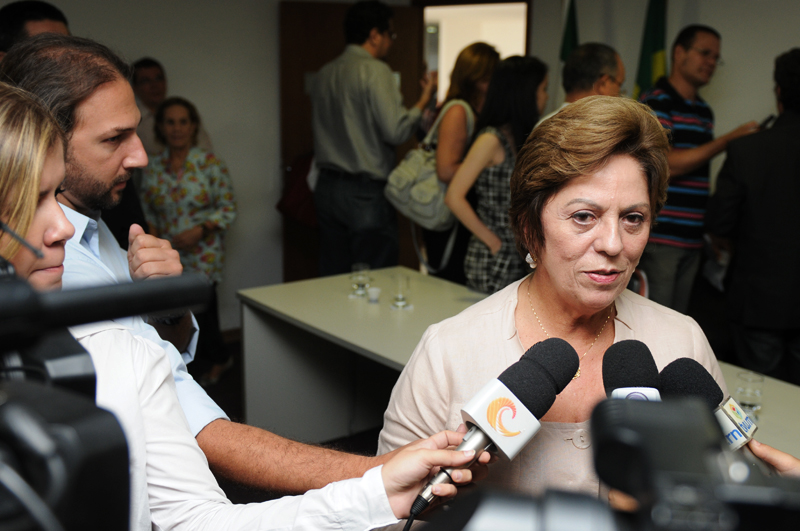 rosalba e tvs Governo lança projeto de acesso à leitura e ao livro