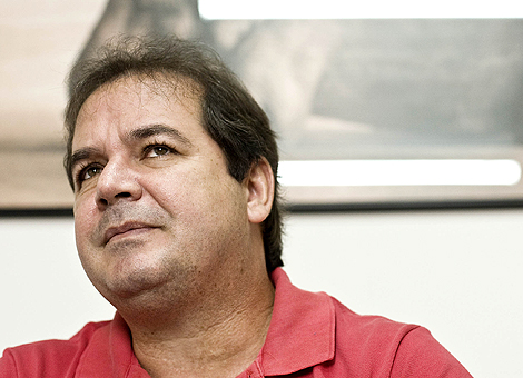 Acre manda servidores retuitarem o governador