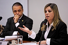 Norma sobre tratamento para homossexualidade gera polêmica