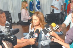 micarla DN Micarla culpa Rosalba pelas mazelas na saúde pública