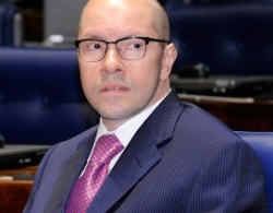 demostenes julgamento