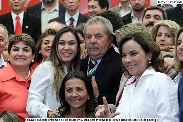 InchaÃ§o no pescoÃ§o provoca incÃ´modo em Lula
