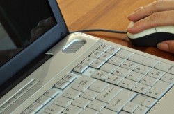 ID-10010234 Internet Wi-Fi compartilhado entre vizinhos pode render multa de até R$ 10 mil