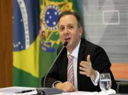 aguinaldo ribeiro Natal: prefeita sem mobilidade no pé