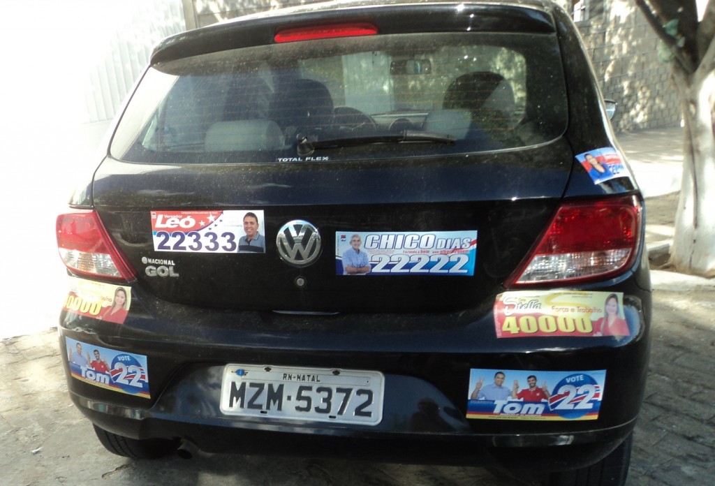carro prefeito de acari Além de não morar em Acari, prefeito Tom tem veÃculo com placas de Natal