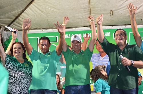 No Agreste, Ezequiel participa de comÃ­cios em Canguaretama e Pedro Velho