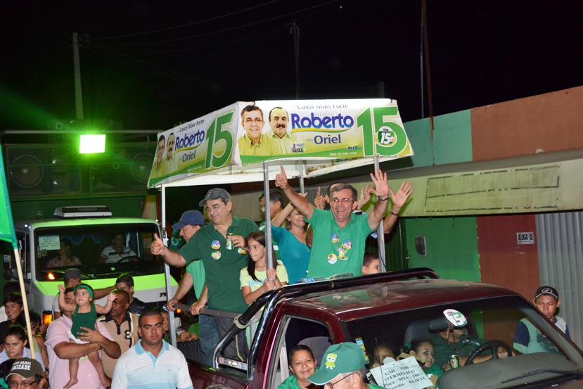 roberto 6 Roberto Germano realiza última passeata de sua campanha em Caicó com multidão