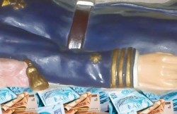 santo dinheiro Em cidade do Seridó, até dinheiro esconderam debaixo de santo na eleição de 2012