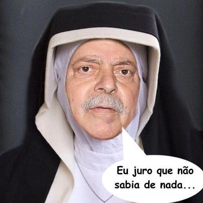 Ele nunca sabe de nada. rsrsrs...