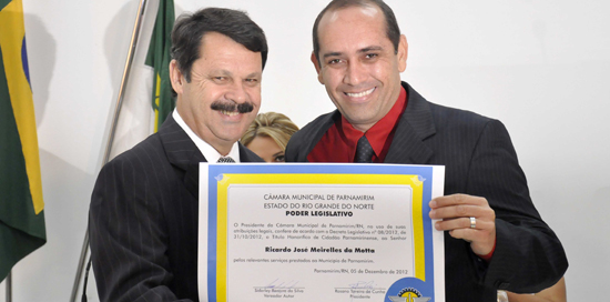 Ricardo Motta recebe tÃ­tulo de cidadÃ£o em Parnamirim