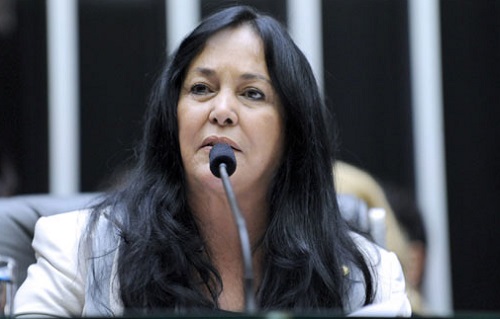 Rose de Freitas tem assessores envolvidos com o dossiê