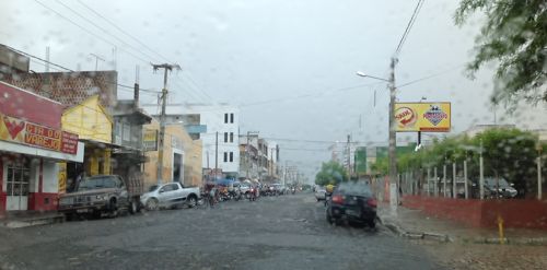 chuva domingo