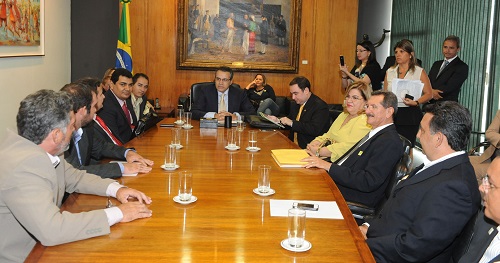 henrique prefeitos brasilia