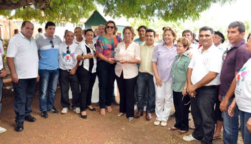 Rosalba  entrou na vida pÃºblica estimulada pelo movimento comunitÃ¡rio