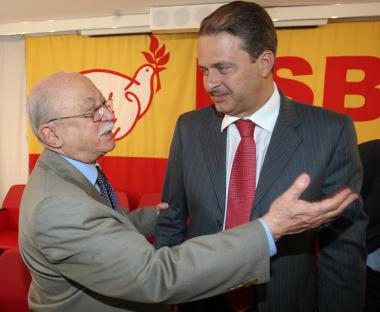 20130724042319_cv_EDUROBAMARALPSB_gde