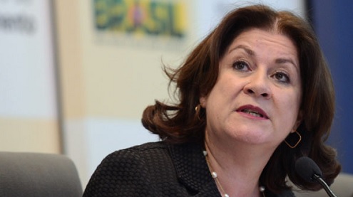 Ministra do Planejamento, Miriam Belchior levou o projeto de orçamento ao Congresso Nacional