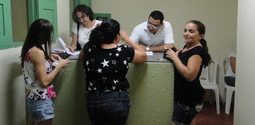 mulheres jardim