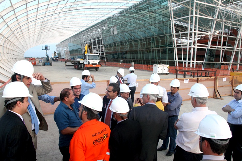 Henrique visita obras