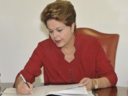 dilma assinatura
